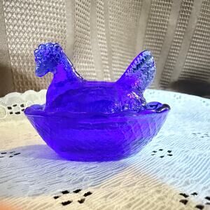 Unmarked Cobalt Blue Glass Mini Hen on Nest Covered Salt Cellar Dish 2.5”